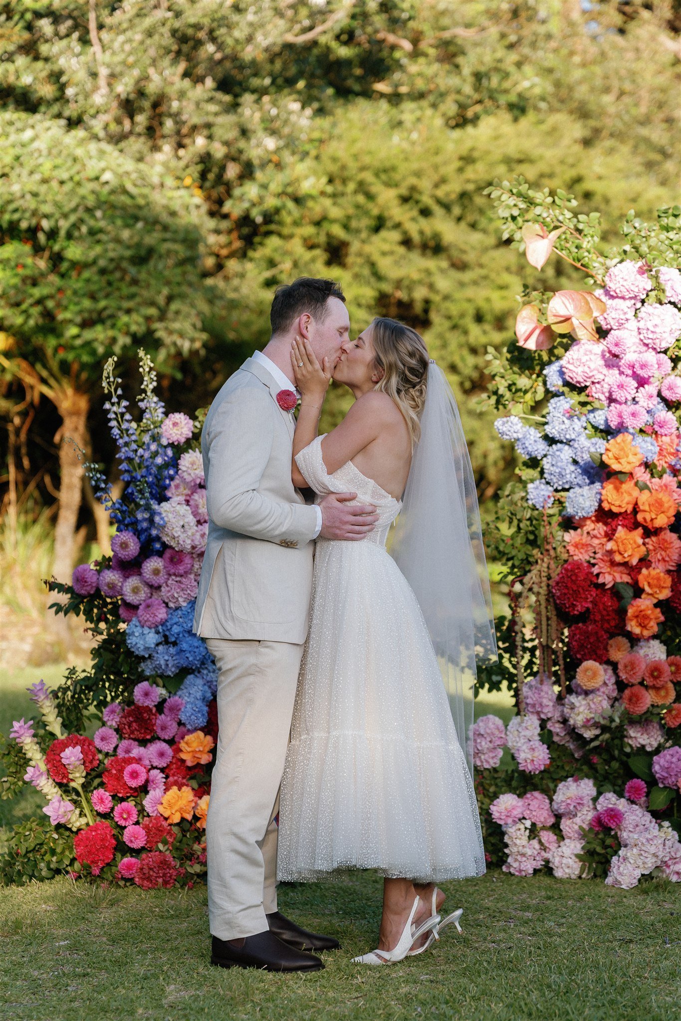Bride-and-groom-kiss-Memories-with-Kristy-ceremony